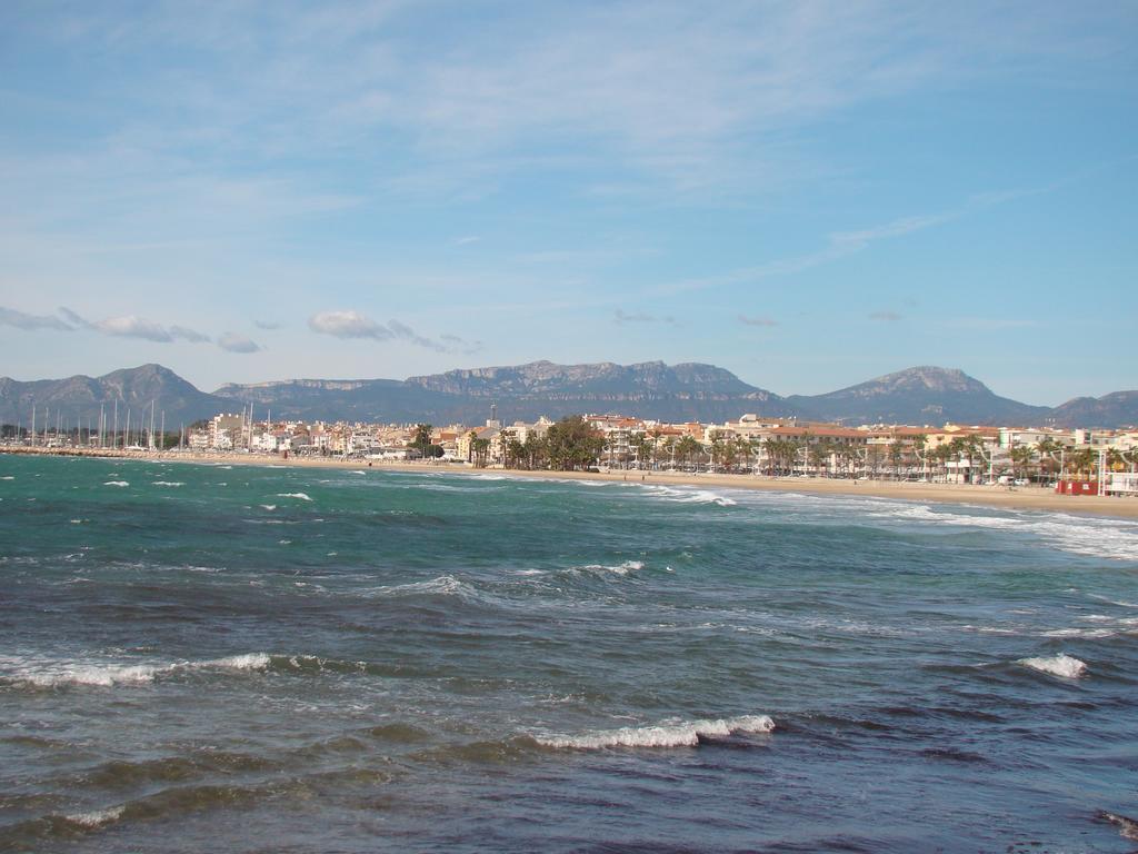 Apartamento Playa Esquirol Cambrils Ngoại thất bức ảnh